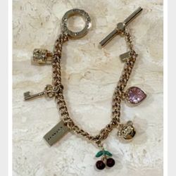 COACH CHARM BRACELET 