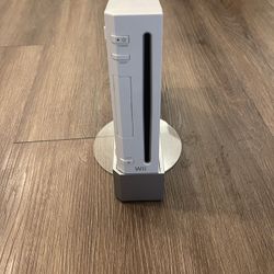 Nintendo Wii + Wii Fit Balance Board & Games