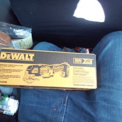 DeWalt Brushless 3 Speed Oscillating Tool 