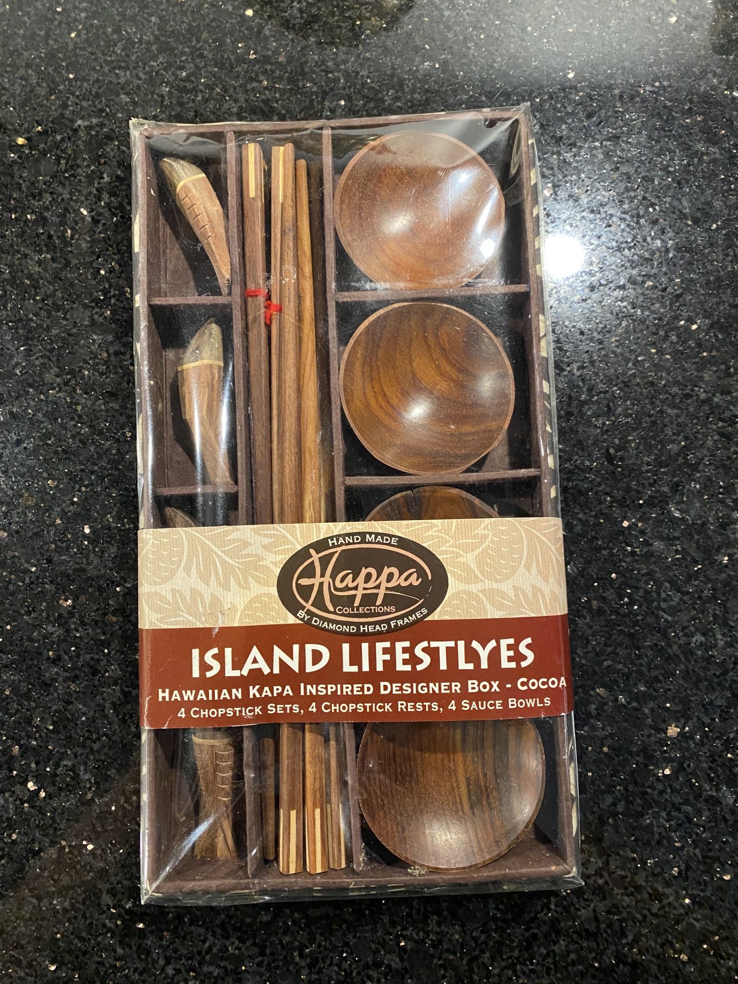 Island Lifestyles Wooden Sushi Serving Set Of 4 Chopsticks Rests Bowels & Box