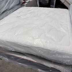 SALE ‼️KING MATTRESS MEMORY FOAM 