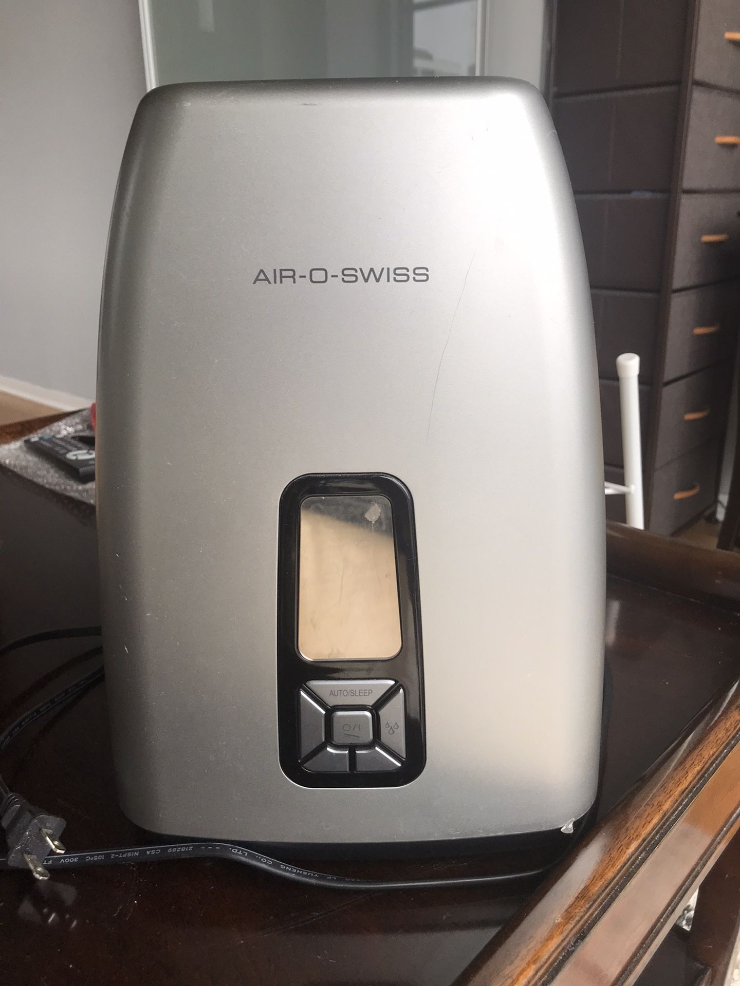 Air-o Swiss humidifier |warm/cool mist Ultrasonic with advanced air treatment