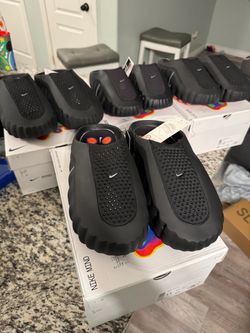 Nike Mindbody Mules / Slides – All Black