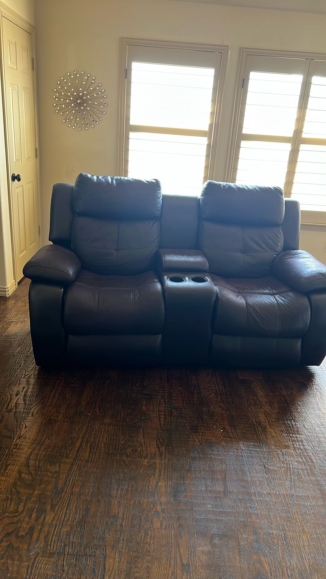 Two Seat Recliner Good Condition