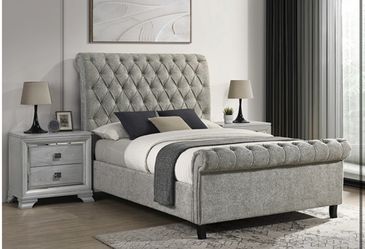 GRAY TWEED PLATFORM BEDFRAME. FINANCING AVAILABLE