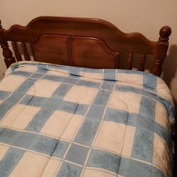 Like New Twin Bed