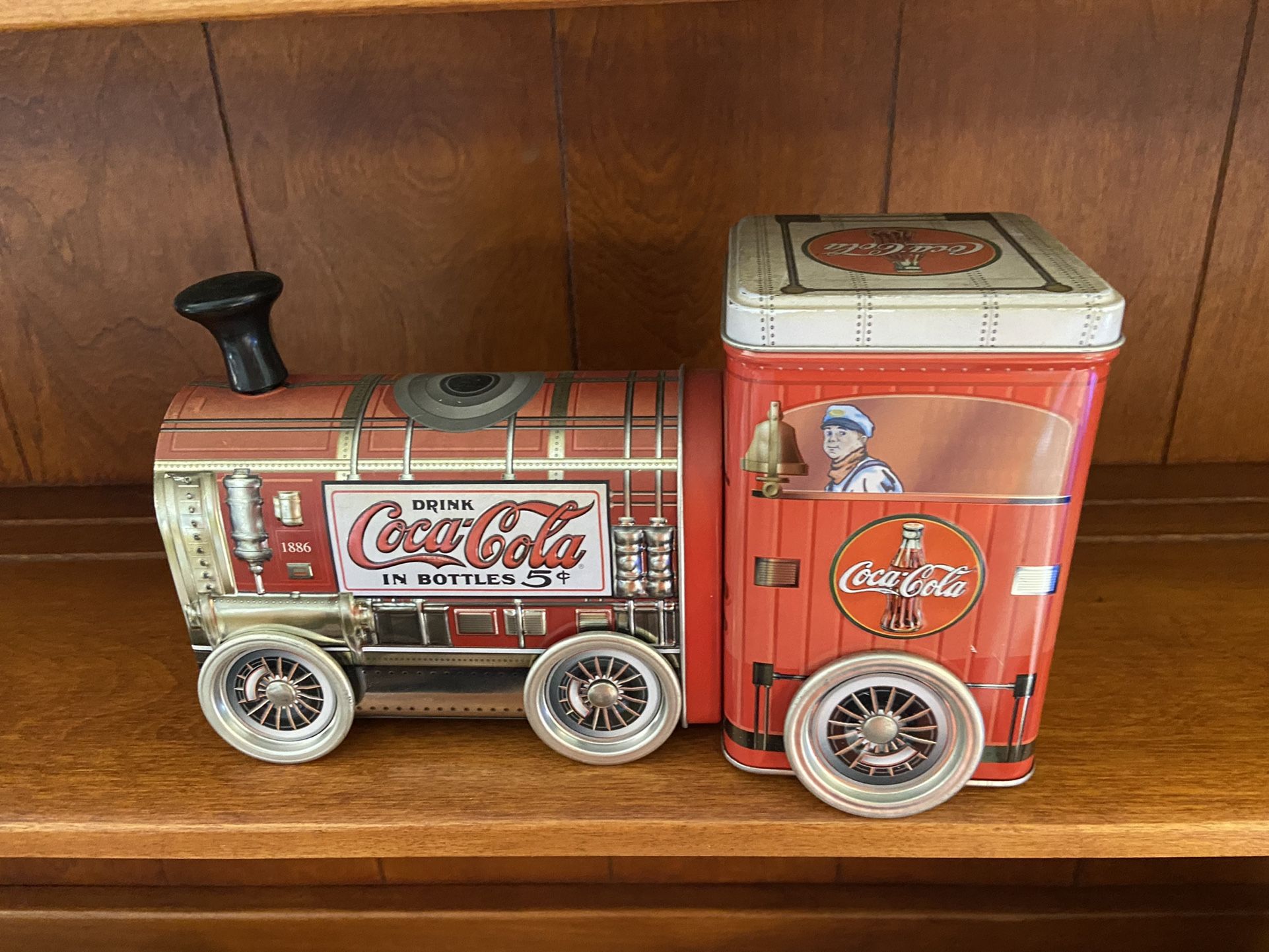 Coca-Cola Tin Train 2003