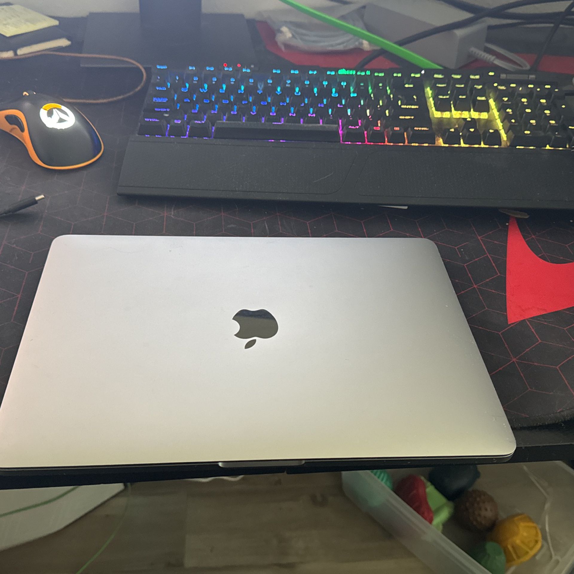 MacBook Pro 2019 with Touch Bar And  Apple Mouse wireless
