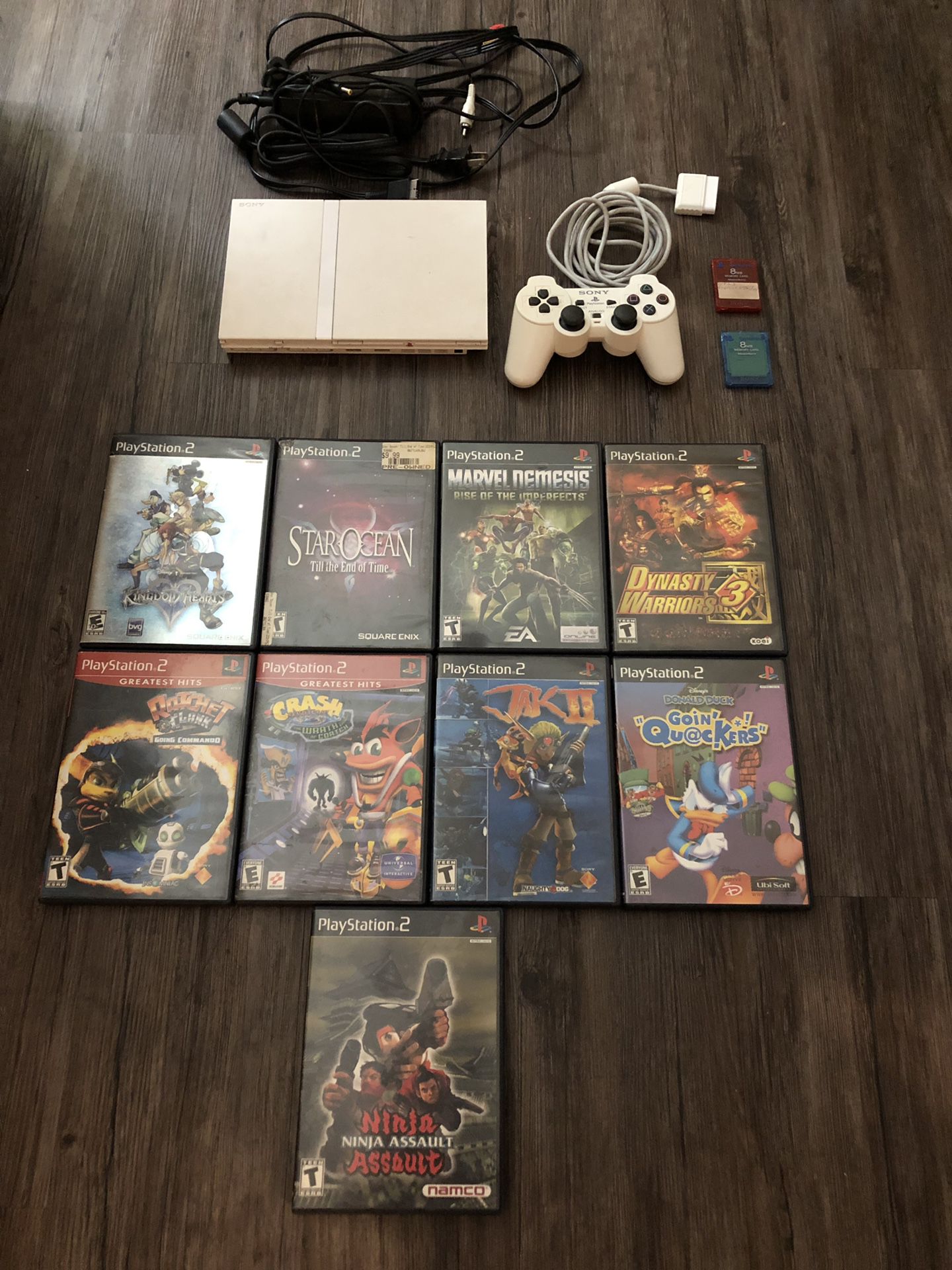 Torden etage gåde Rare White PlayStation 2 Bundle With Controller, Memory Cards, and Lots of  great games! for Sale in Riverside, CA - OfferUp