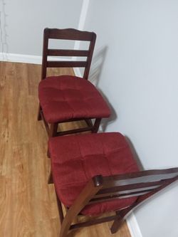 $10 For Both. 2 Dinning Chairs.