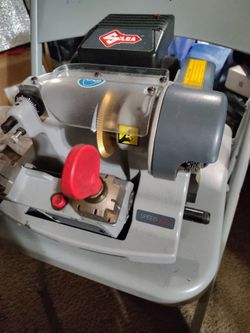 Silca Speed 044 Key Cutting Machine