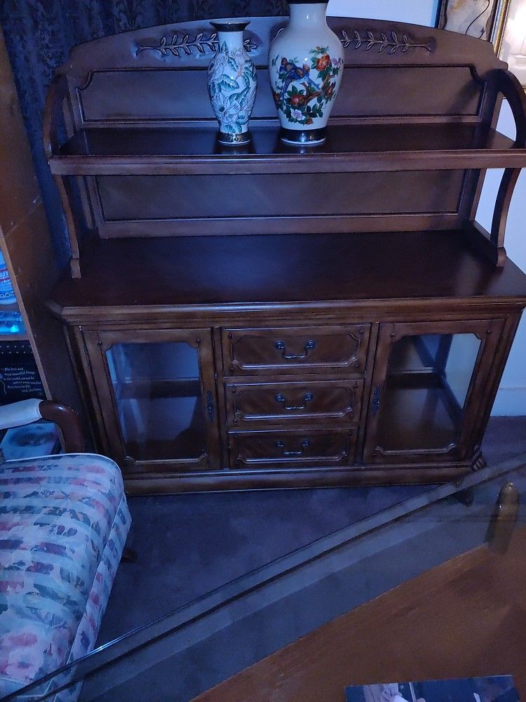 Buffet Cabinet 2 Pc With Shelves 3 Drawers In The Center Beautiful Piece