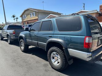 Toyota 4Runner Limited SUV