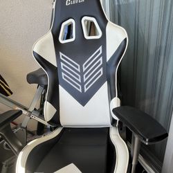 Gaming Chair (Clutch Brand)