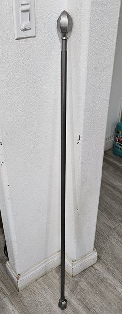1 Curtain Pole Silver
