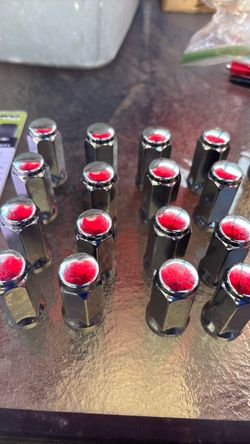 Lug nuts