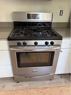 5 burner gas range $300 OBO