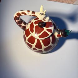 Giraffe Kettle 