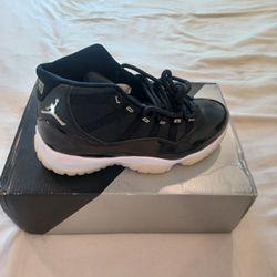Jordan 11 RETRO 