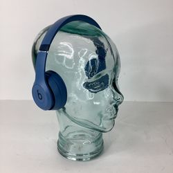 Beats Solo 4 - Bluetooth - Wireless Headphones