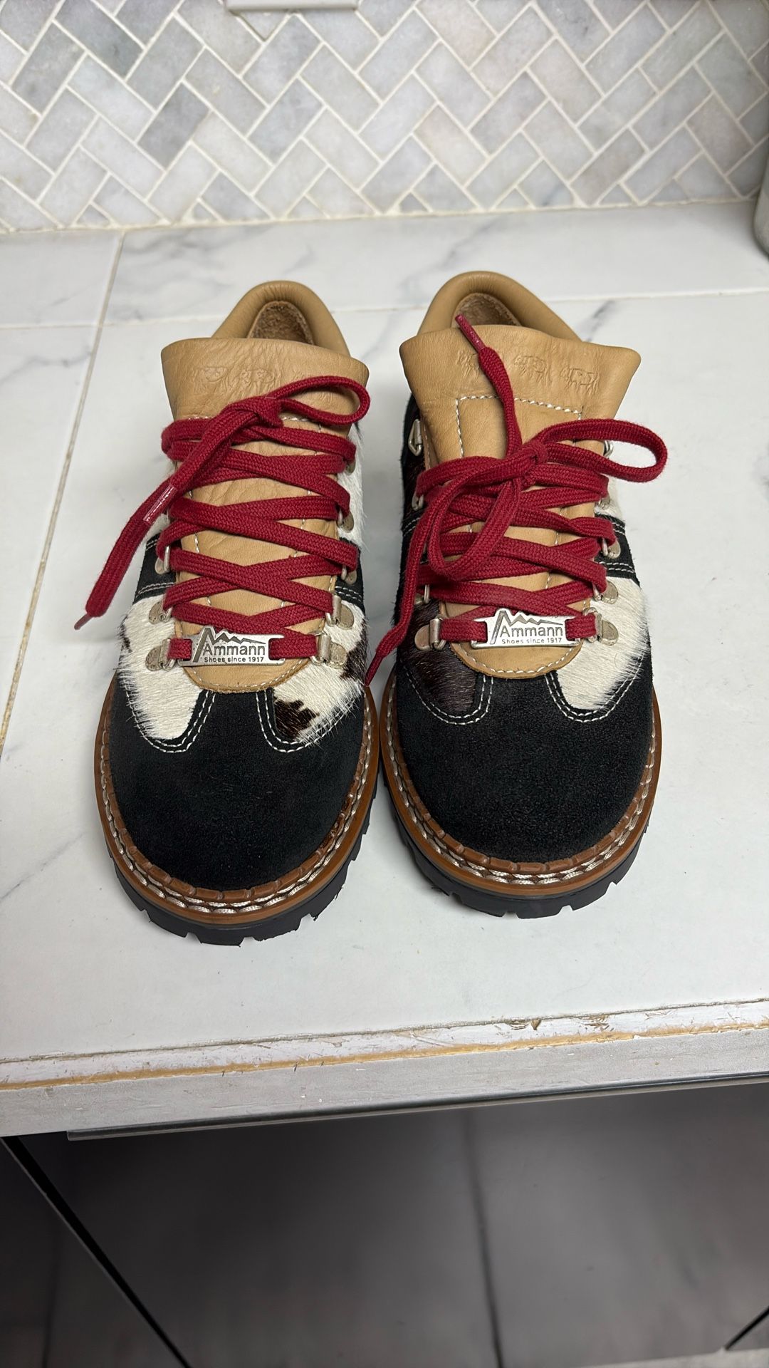 Women Ammann Churlo Sucede And Cowhide Shoes