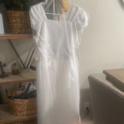 Girls 1st Communion Dress . Size Large 14 Year Old