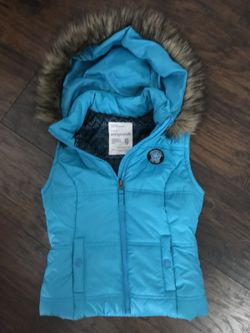 Aeropostale XS fur hood vest like new