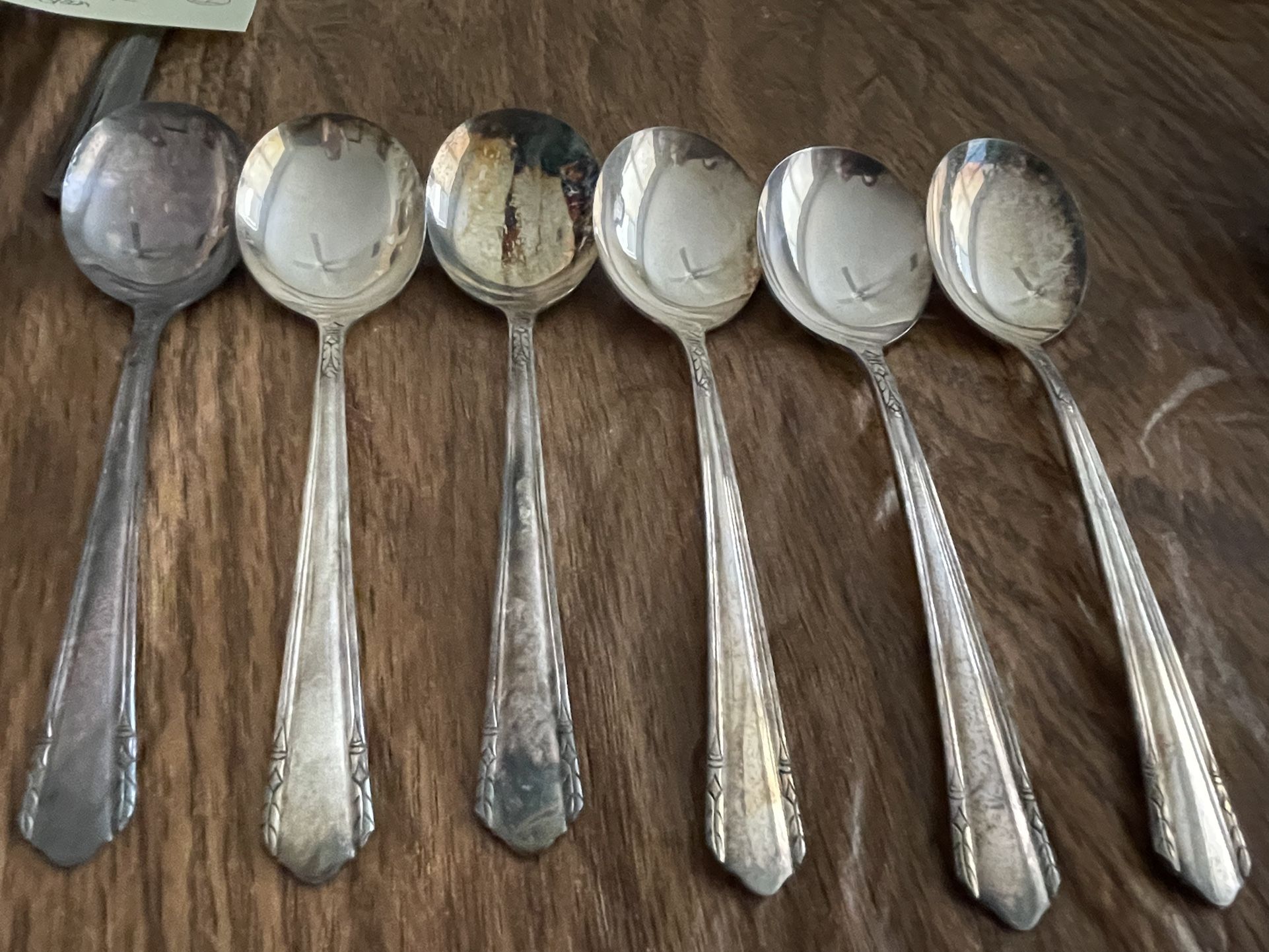 Antique WM Rogers A1 plus ‘malibu’ Flatware Onieda Ltd - 36 pieces