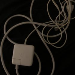 Apple macbook charger 