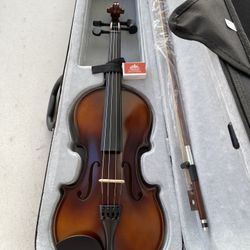 🎻 Christmas Violin Sale 🎻  $70 