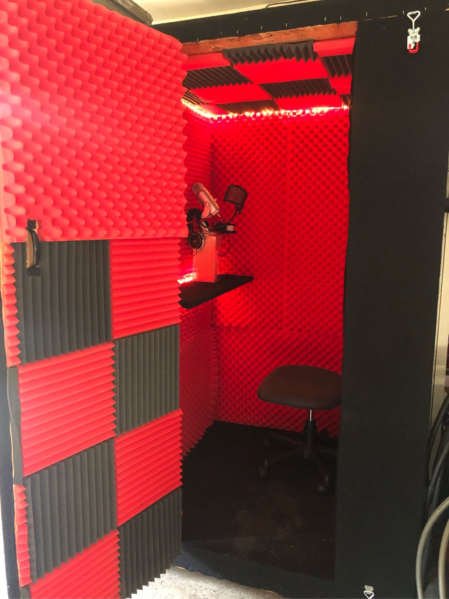 Premium Soundproof Booth for Professional and amateur Recording