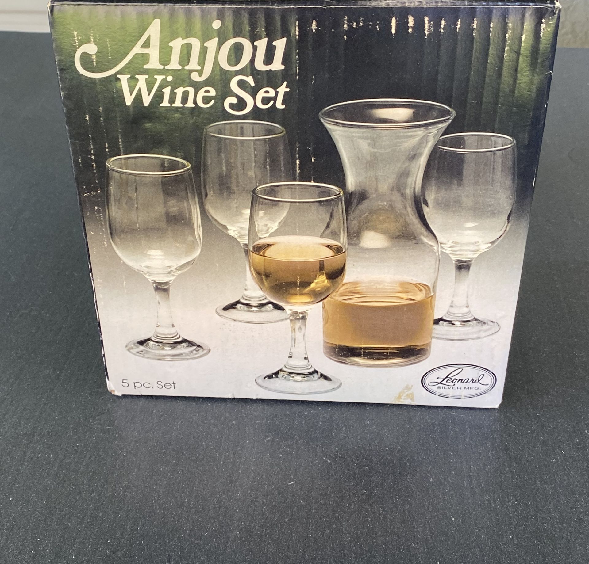 Vintage Wine Set in Box, 5 pc