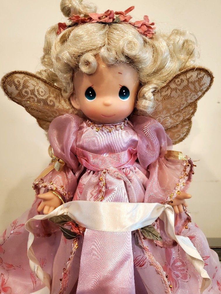 Precious Moments Angel Tree Topper, Pick up only, Fullerton, Calif