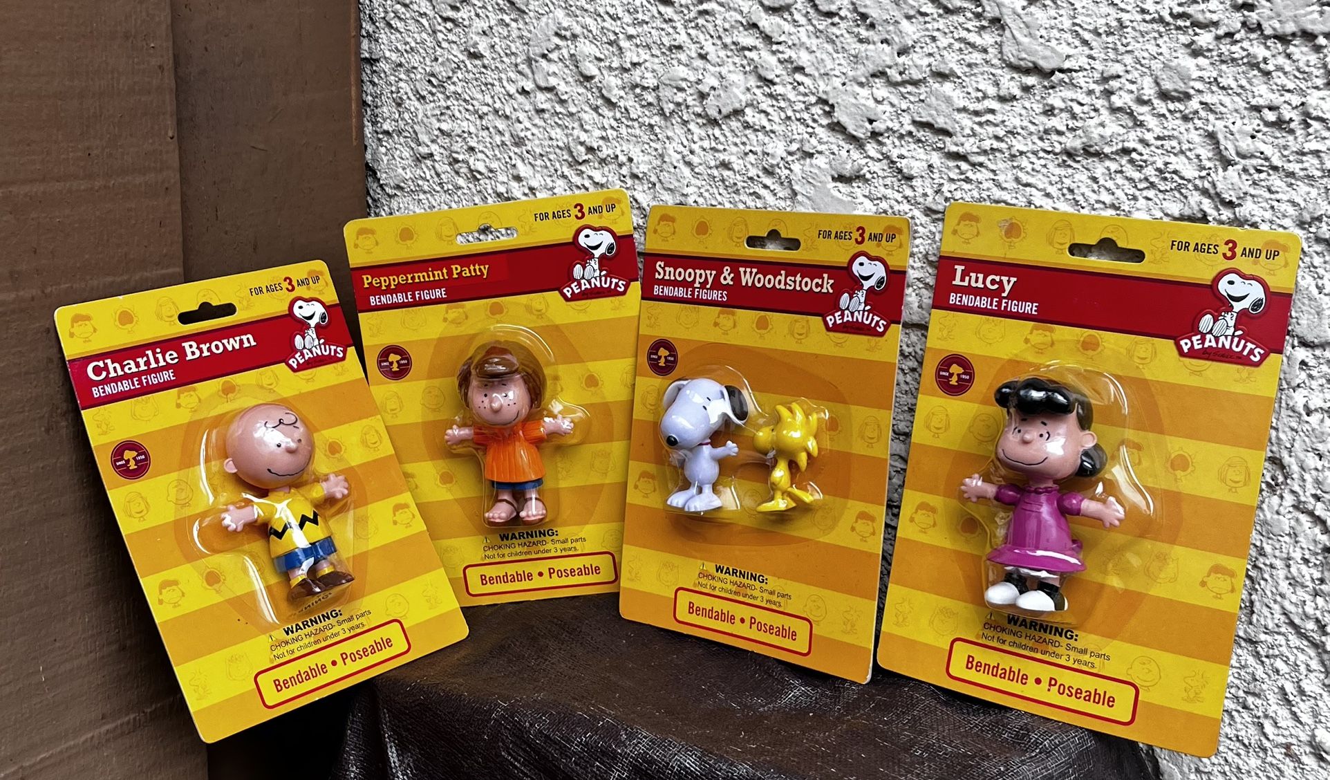 New Peanuts Bendable Figure 4 Pcs Set