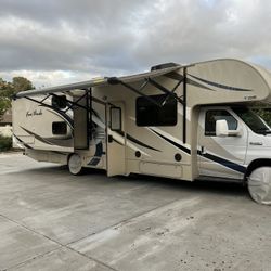 2017 Thor Four Winds RV