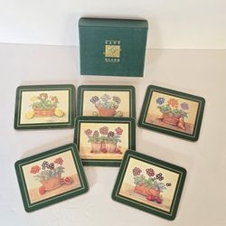 SET 6 VINTAGE COASTERS In BOX.
🍇Beautiful SET OF Lady Clare Auricula Flower Coaster Set.