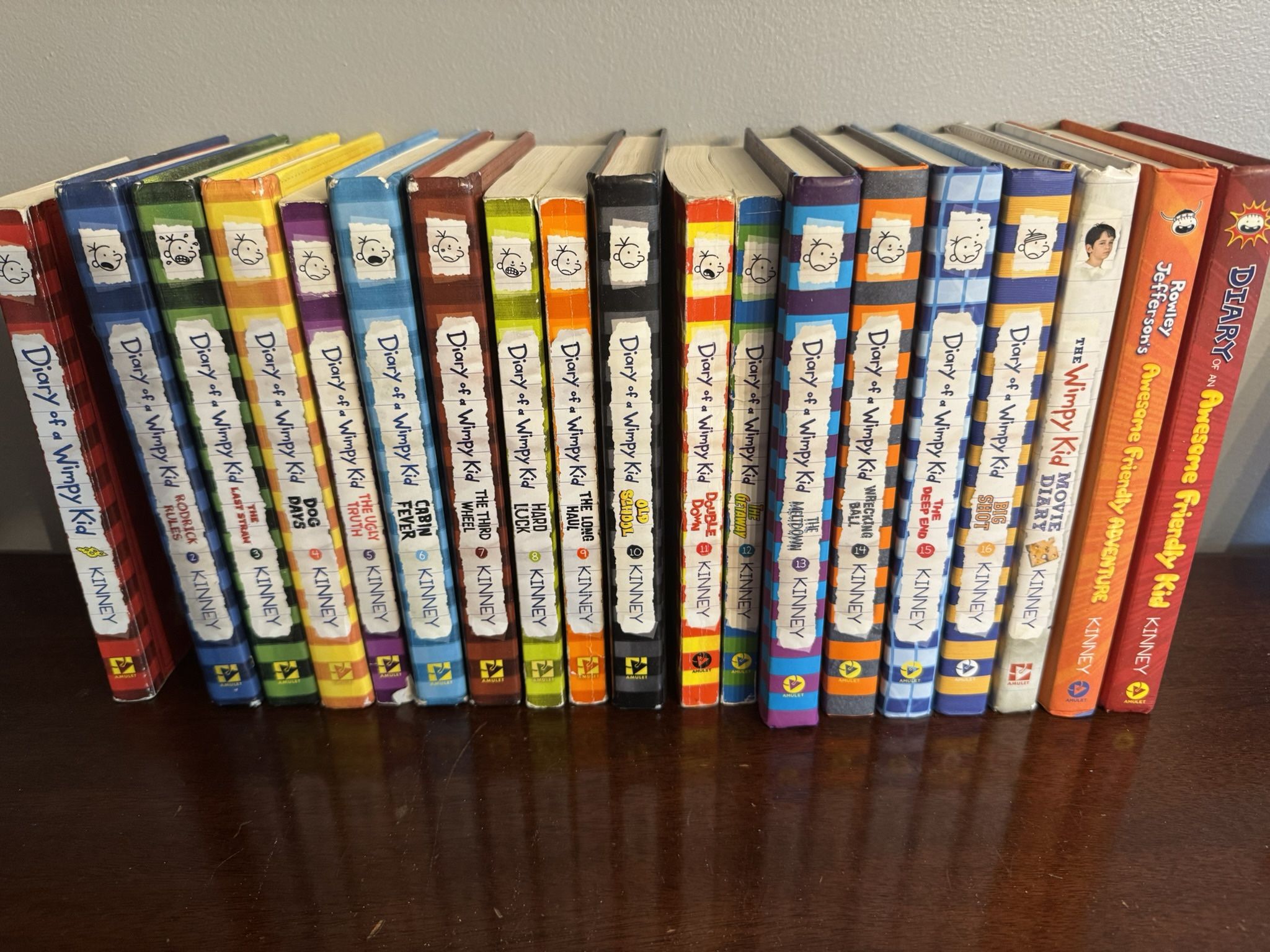 Diary Of Wimpy Kid Books 1-16 + 3 Extra