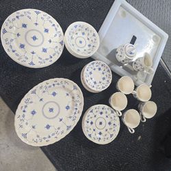 Myott staffordshire finlandia 34 piece set