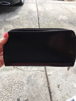 Black old navy zipper wallet with compartments
