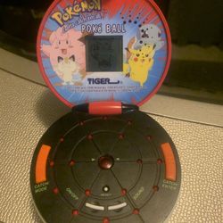 Vintage Tiger Electronics 1999 Pokemon POKÉ BALL Handheld Game Working