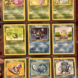 90 Vintage Pokemon Cards in Near Mint Condition