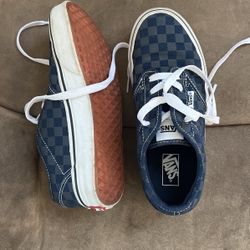 Like New Vans Shoes Size 4