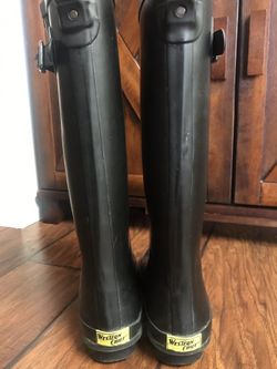 Women’s rain boots, Western Chief sz 6 like new condition