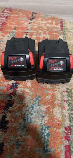 Milwaukee REDLITHIUM Battery Pack – Lot of 2