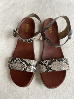Women’s Mia Size 7.5 Snake Skin Gladiator Sandals Brand New
