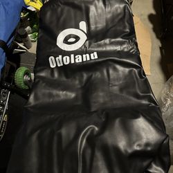 Odoland Boxing Punching Bag Set w/ Gloves & Chain – New