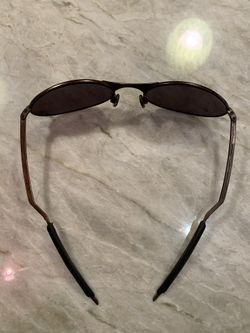 Oakley E Wire  First Generation Vintage Retro Sunglasses Shades New  Lenses for Sale in New York, NY - OfferUp