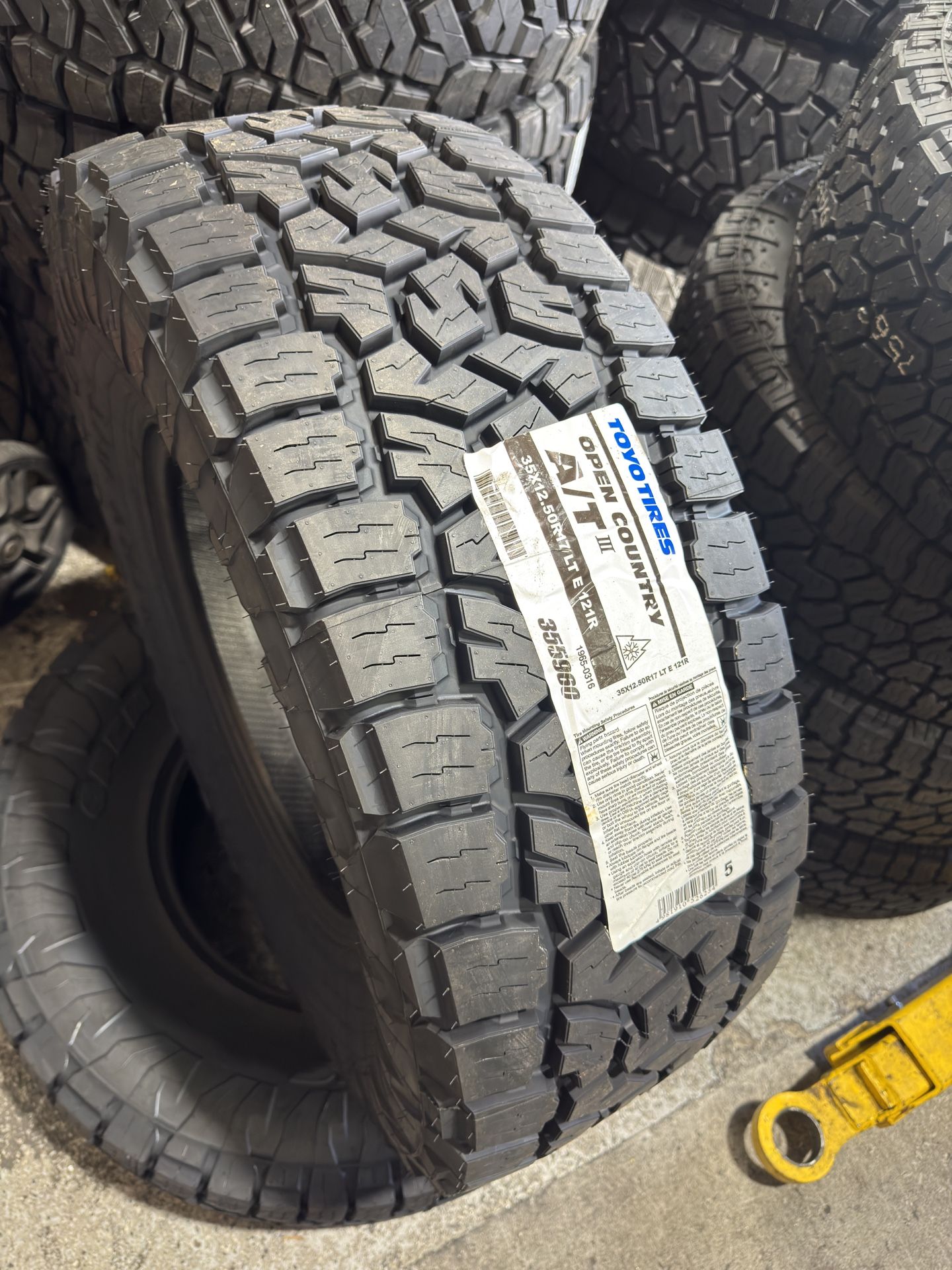 35/12.5/17 Toyo At3 In Stock