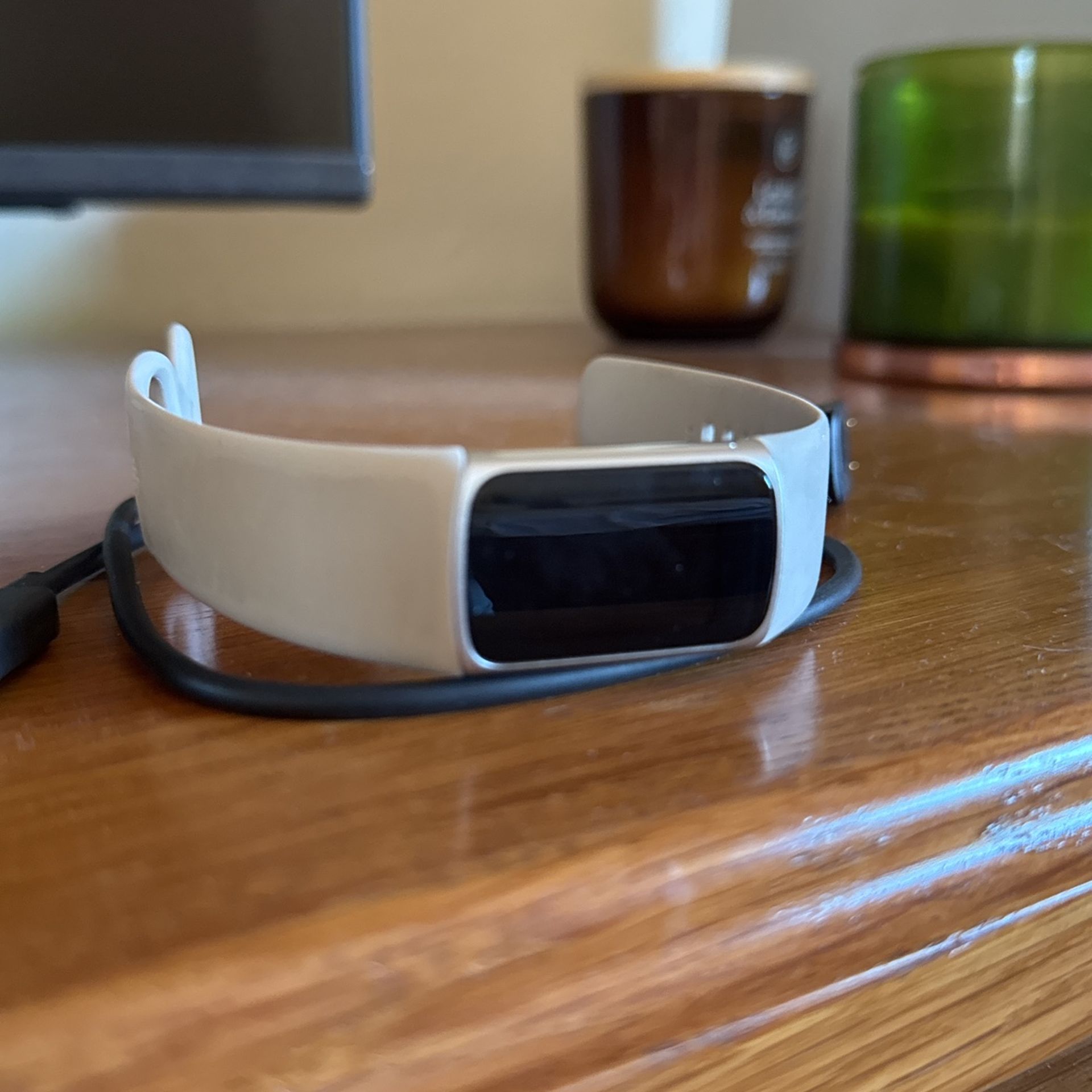 Fitbit Charge 6
