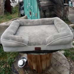 Bedsure Comfy Pet 28" Wide X 23" 